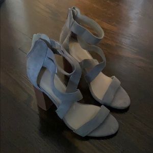 Charlotte russe heel- NWOT